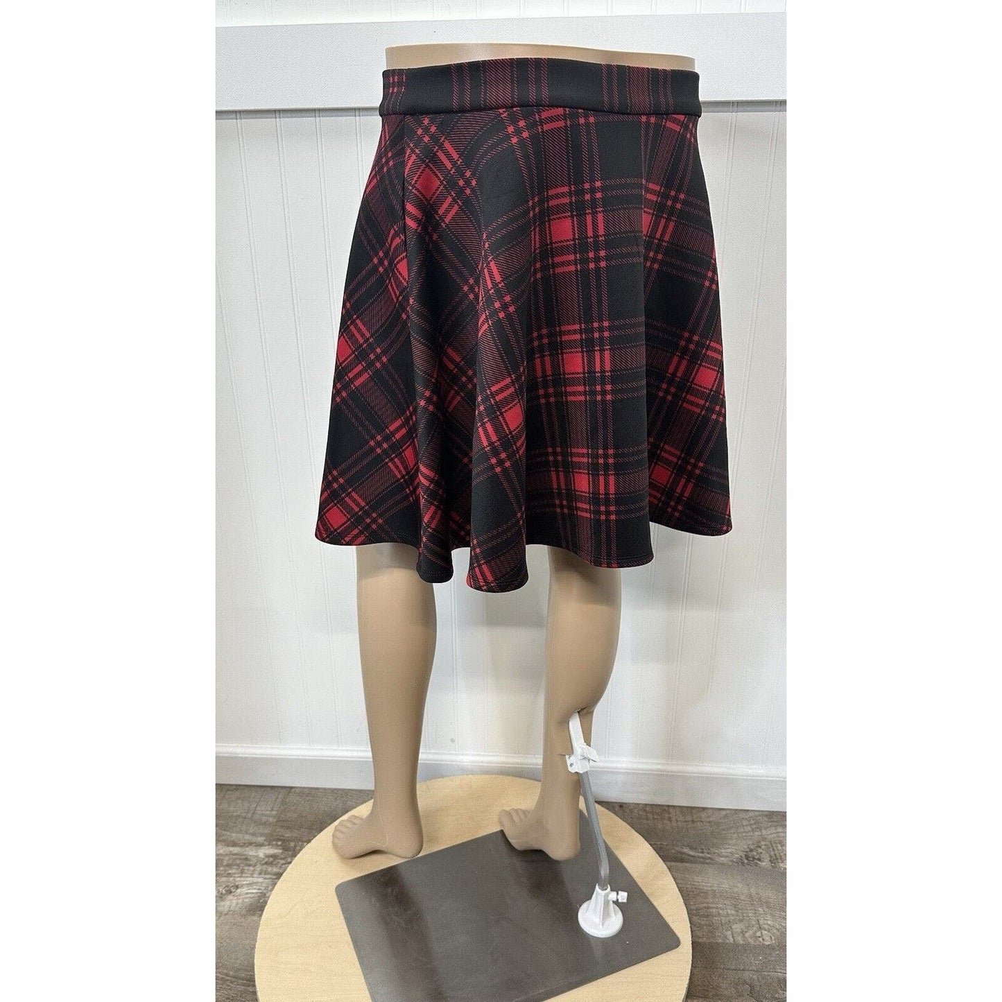 Hot Topic Skirt Womens Large Red Plaid Zip Off Circle Short Academia Pockets EUC