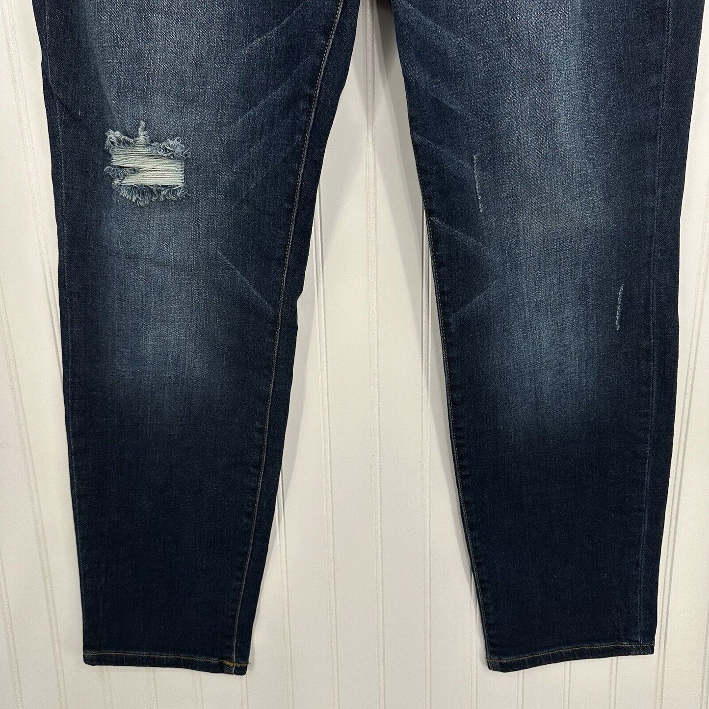 Judy Blue Jeans Womens 18W Slim Fit Blue Stretch Denim Dark Wash Distressed EUC