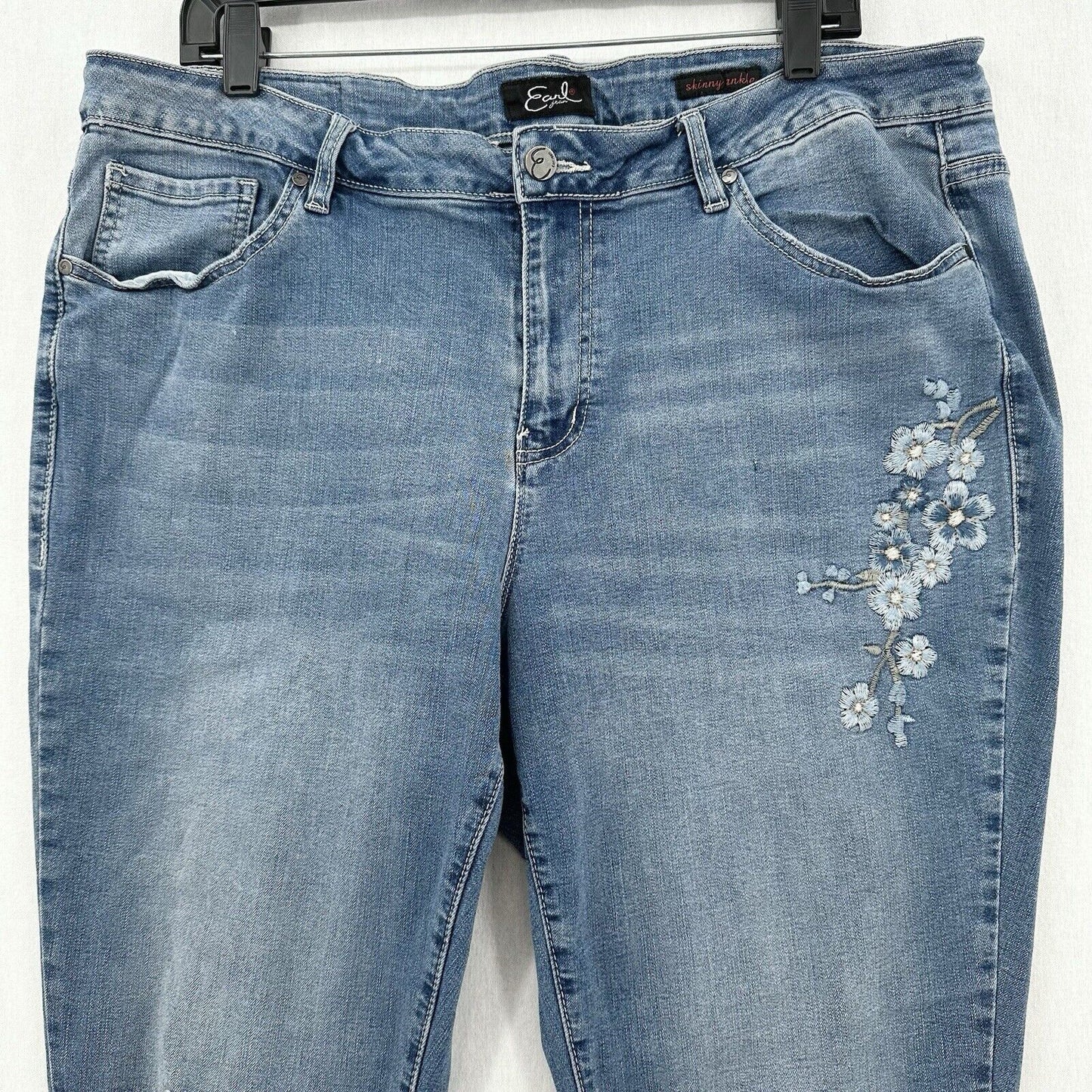 Earl Jeans Womens 20W Skinny Ankle Floral Embroidery Blue Denim Distress Flowers