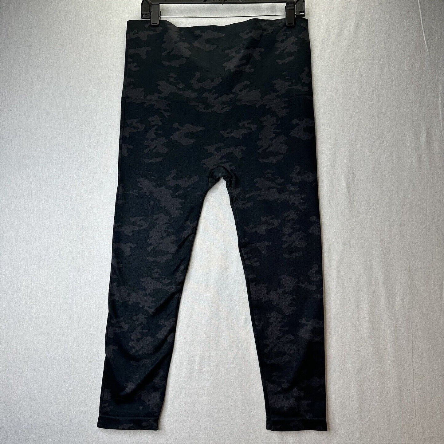 Spanx Leggings Womens 3X Camo Cropped Gray Pull On Pants Camouflage Slimming EUC