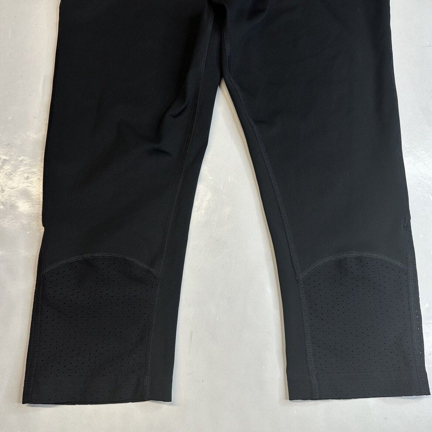 Gymshark Legging Small Black Cropped Mesh Womens Training Workout Pocket EUC