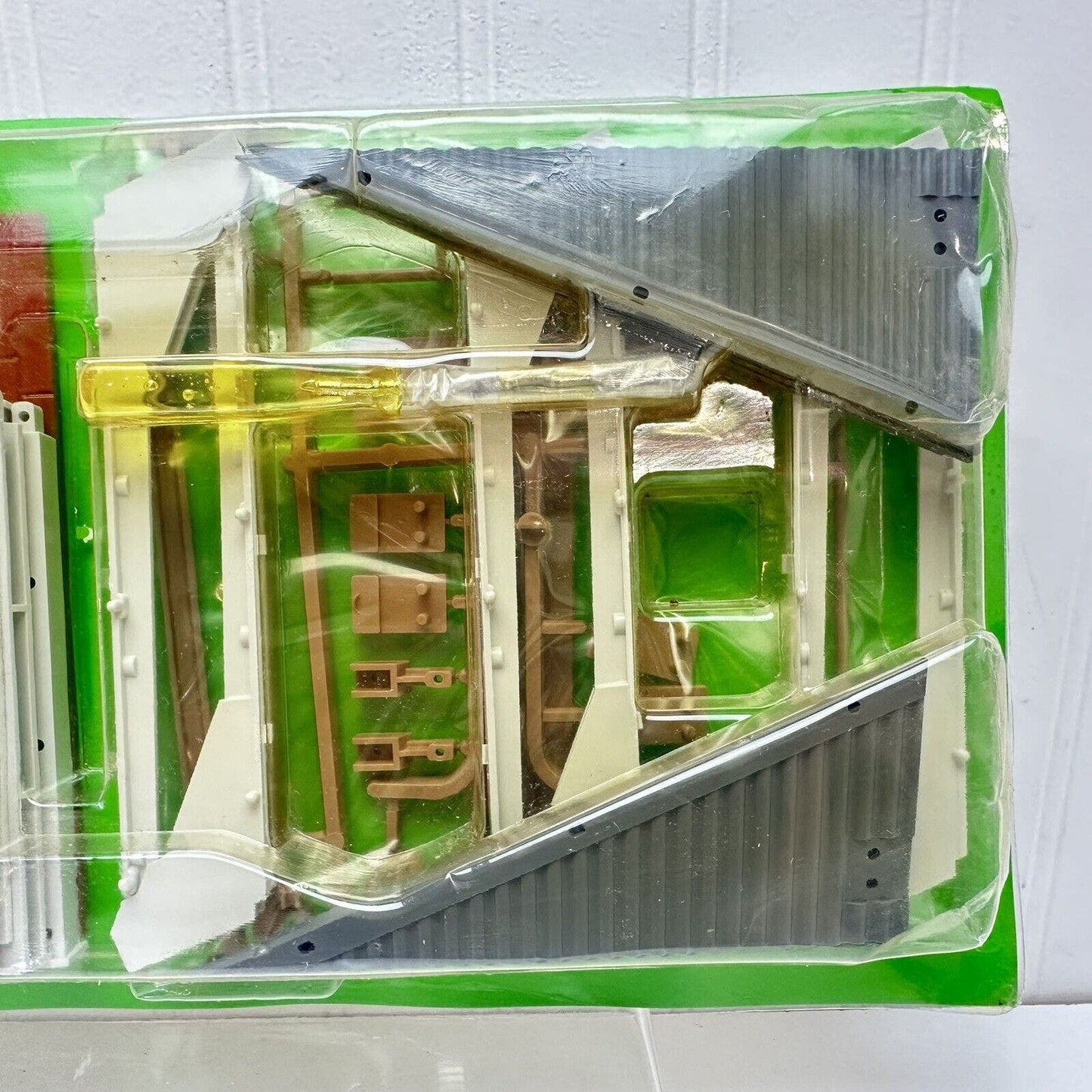 1/32 Scale Farm Building Set Britains Petite Limited 1988 ATCOST #4708 Sealed