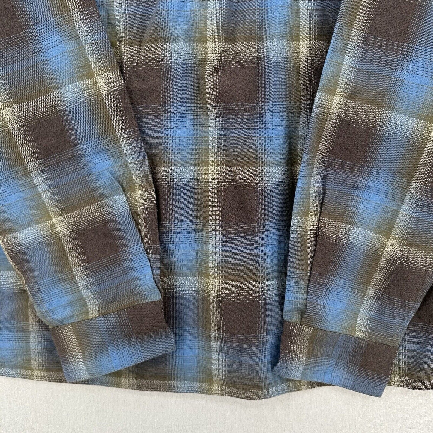 Territory Ahead Shirt Mens Medium Button Up Blue Gray Plaid Western Cowboy EUC