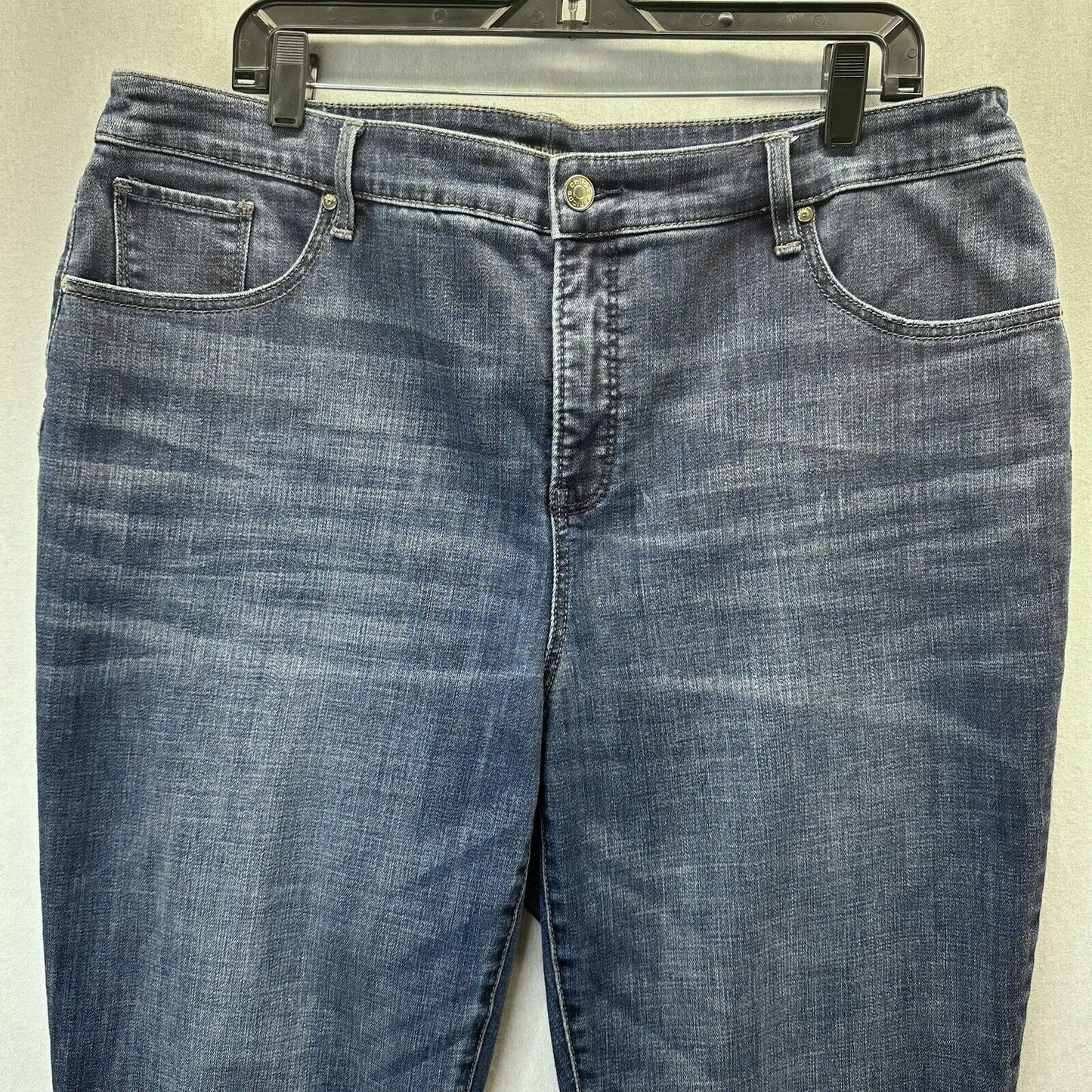 Chicos Jeans 3 US 16 So Slimming Girlfriend Slim Ankle Stretch Blue Denim Pearls