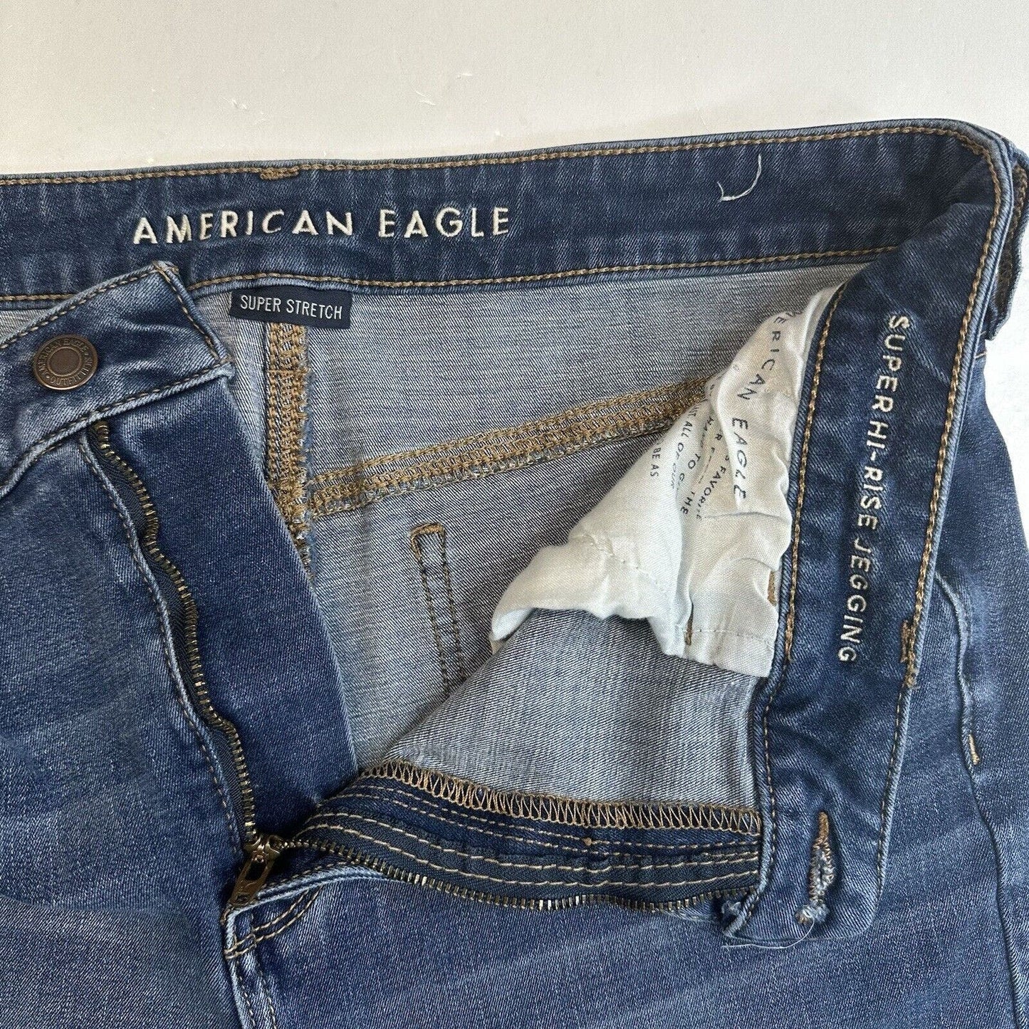 American Eagle Jeans 16 Super Hi Rise Jegging Super Stretch Blue Denim Distress