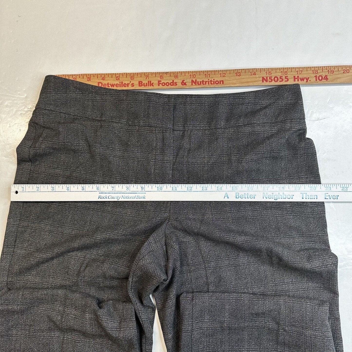 Chicos Pants 2 Womens 12 Gray Plaid Wide Leg Trouser Career Knit Stretch EUC