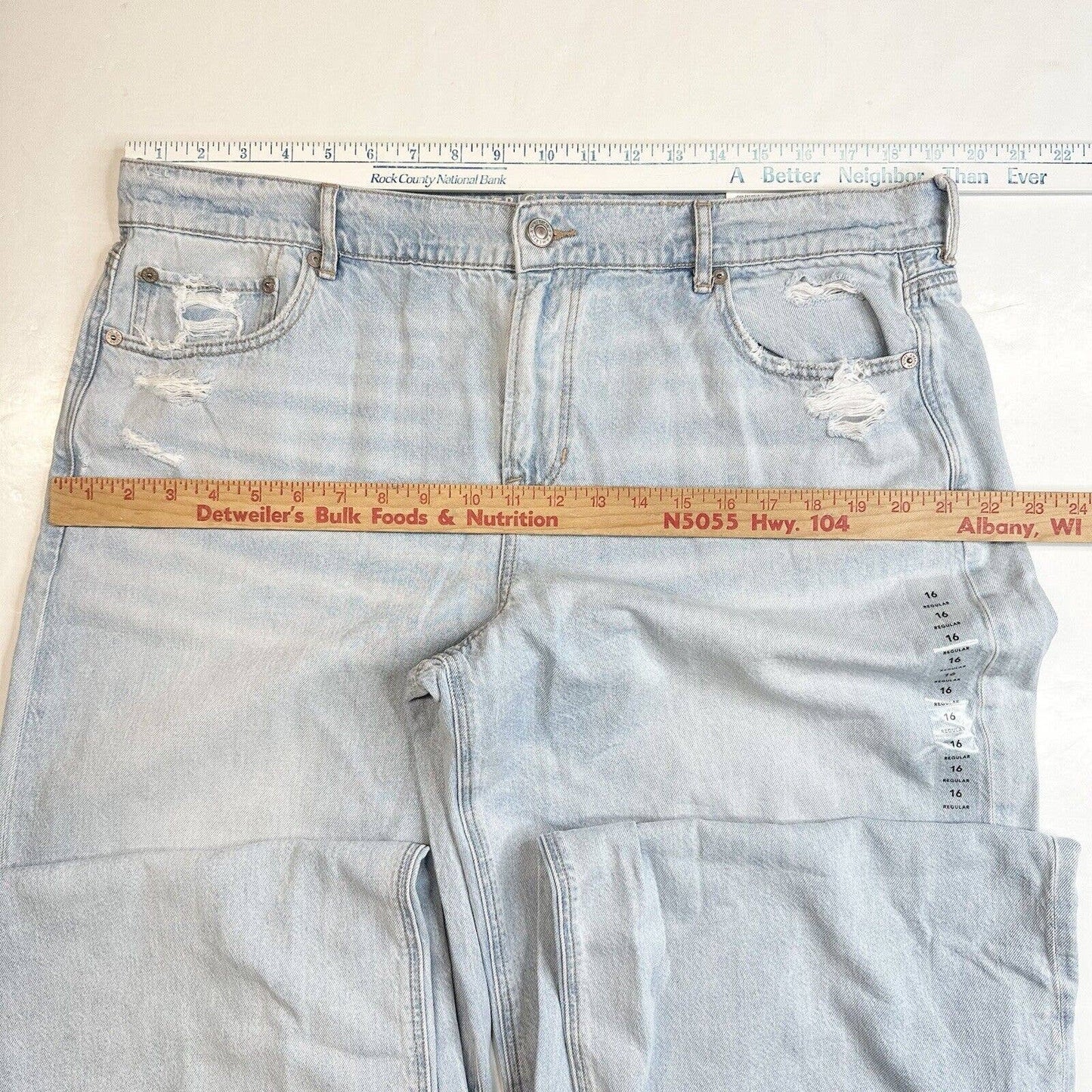 American Eagle Lowrise Baggy Wide Leg Skater Jean 16 Light Denim Distress NEW