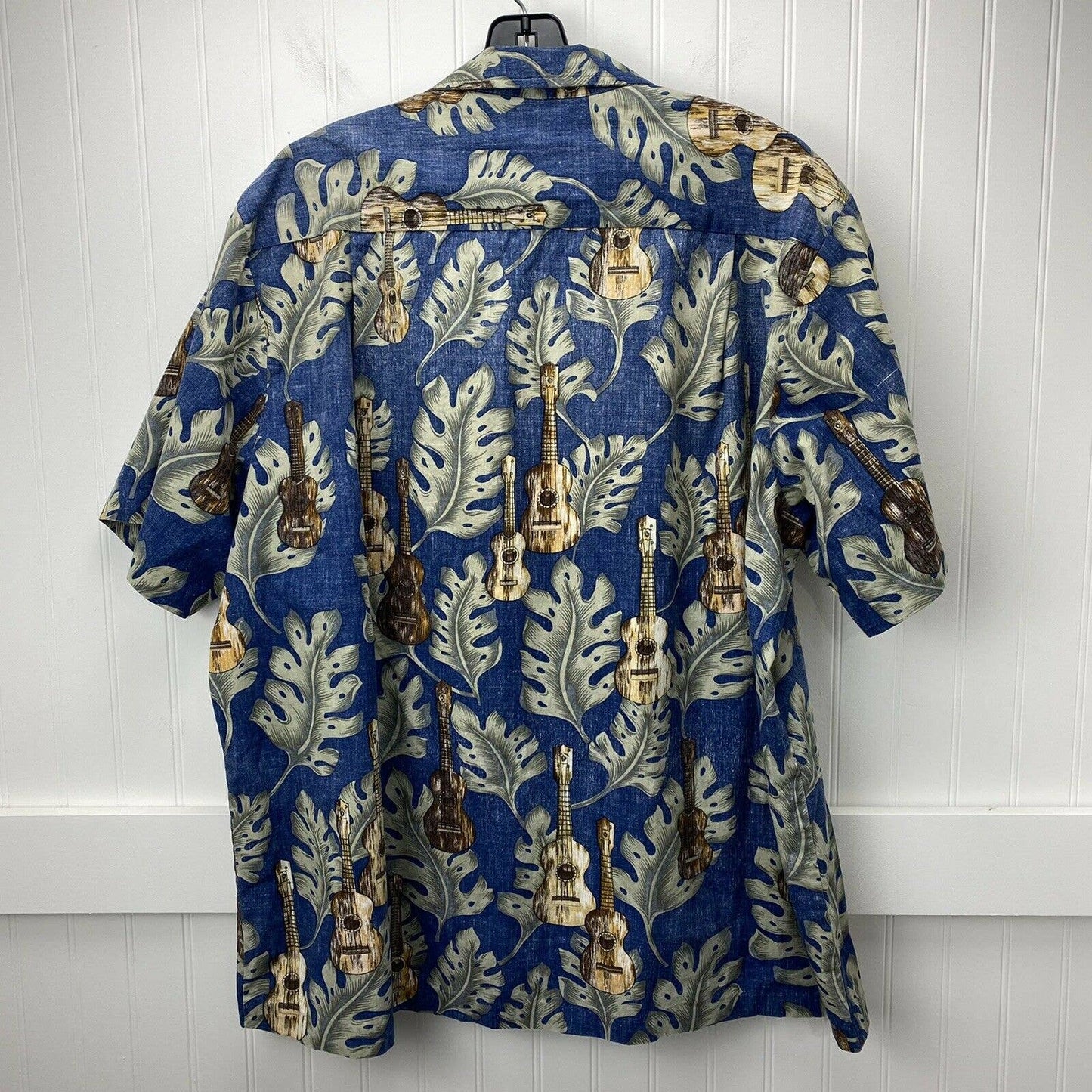 RJC Hawaiian Button Up Shirt Sz XL Mens Casual Blue Short Sleeve Top Ukelele USA