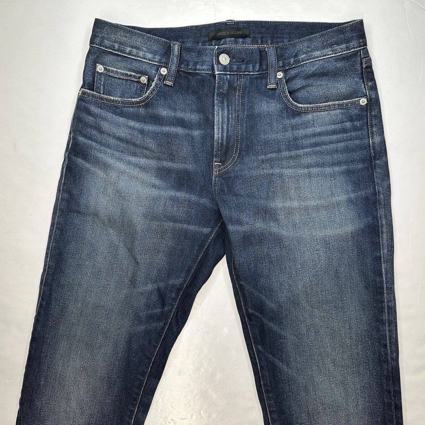 Uniqlo Straight Leg Jeans Mens 31 Denim Blue Jean Dark Wash Distressed