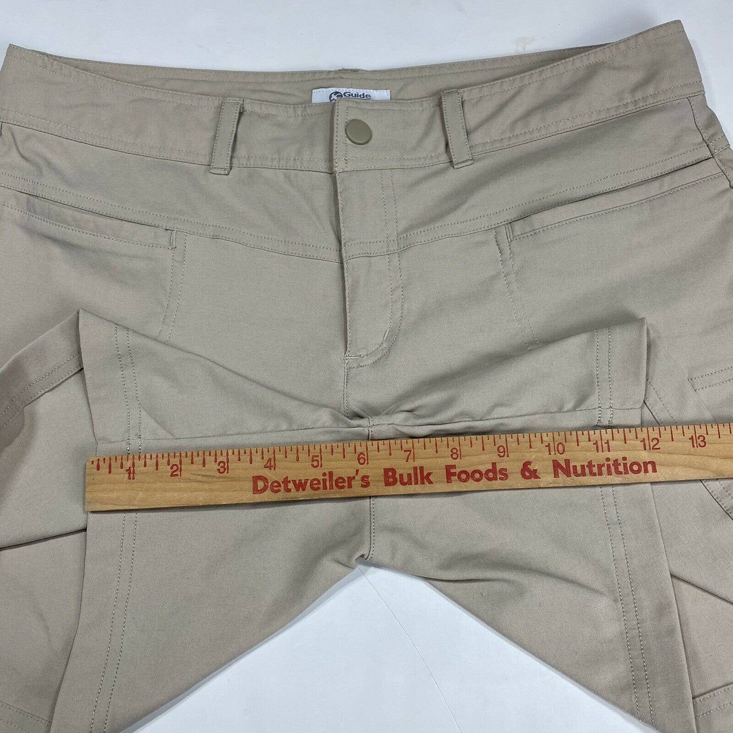 Gander Mountain Guide Series Shorts Sz 8 Womens Khaki Beige Hiking Fishing EUC