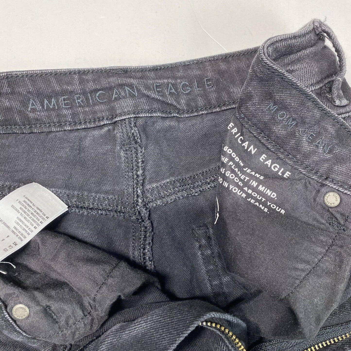 American Eagle Mom Jean Sz 6 Short High Rise Black Denim Crop Distressed Holes