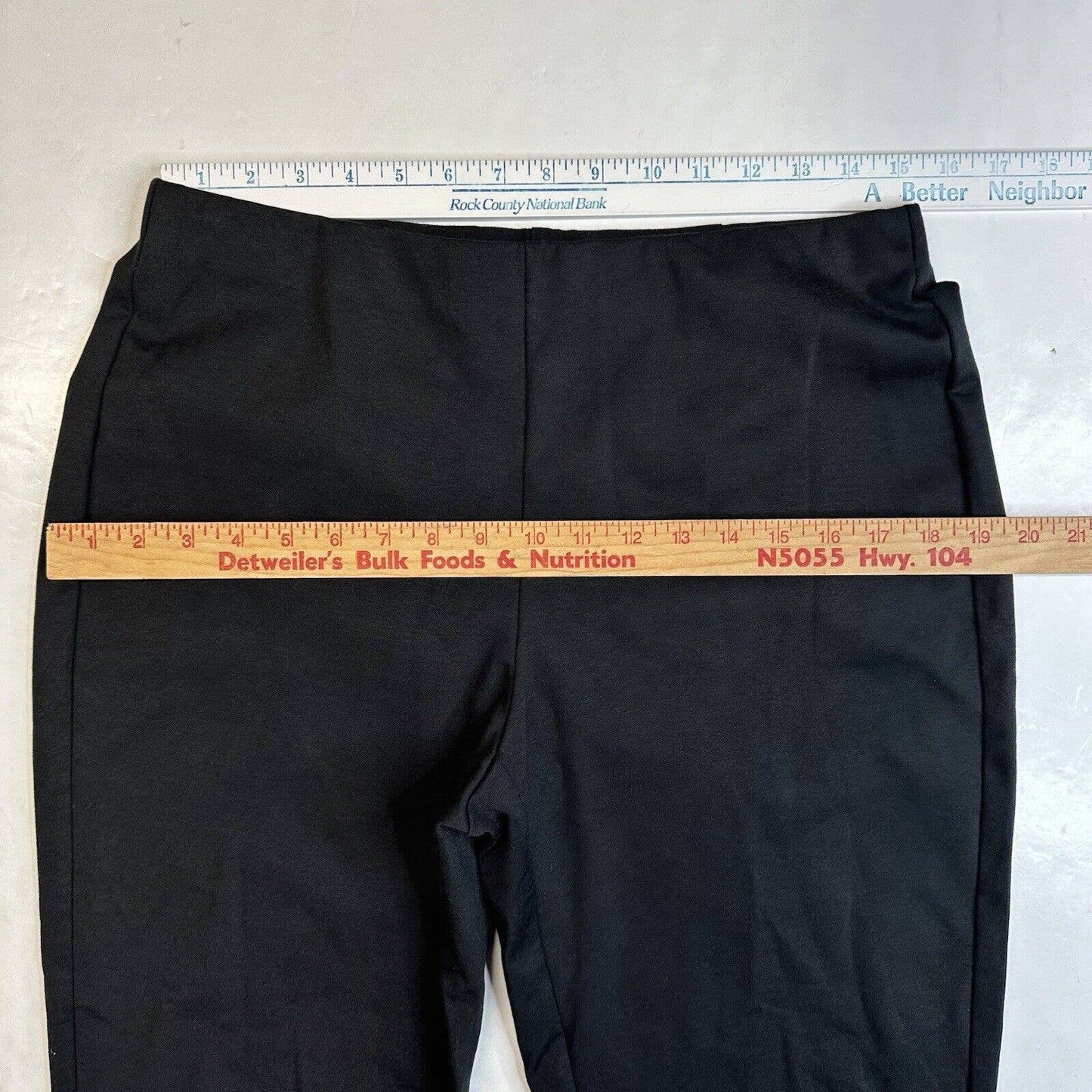 Eileen Fisher Crepe Cropped Pants Womens Medium Black Stretch Pull On Hemmed