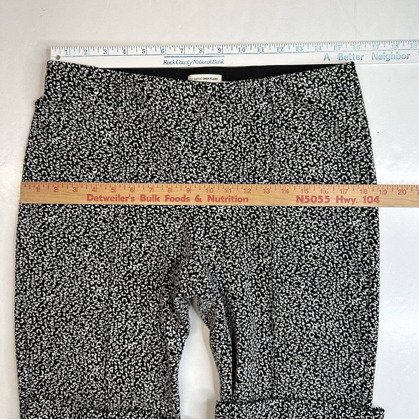 Anthropologie Essential Crop Flare Pants Womens Large Knit Black/White Pattern