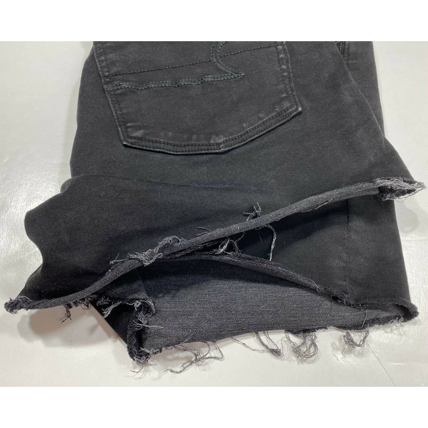 American Eagle Hi-Rise Shortie Sz 8 SuperSuper Stretch Black Denim Shorts RawHem