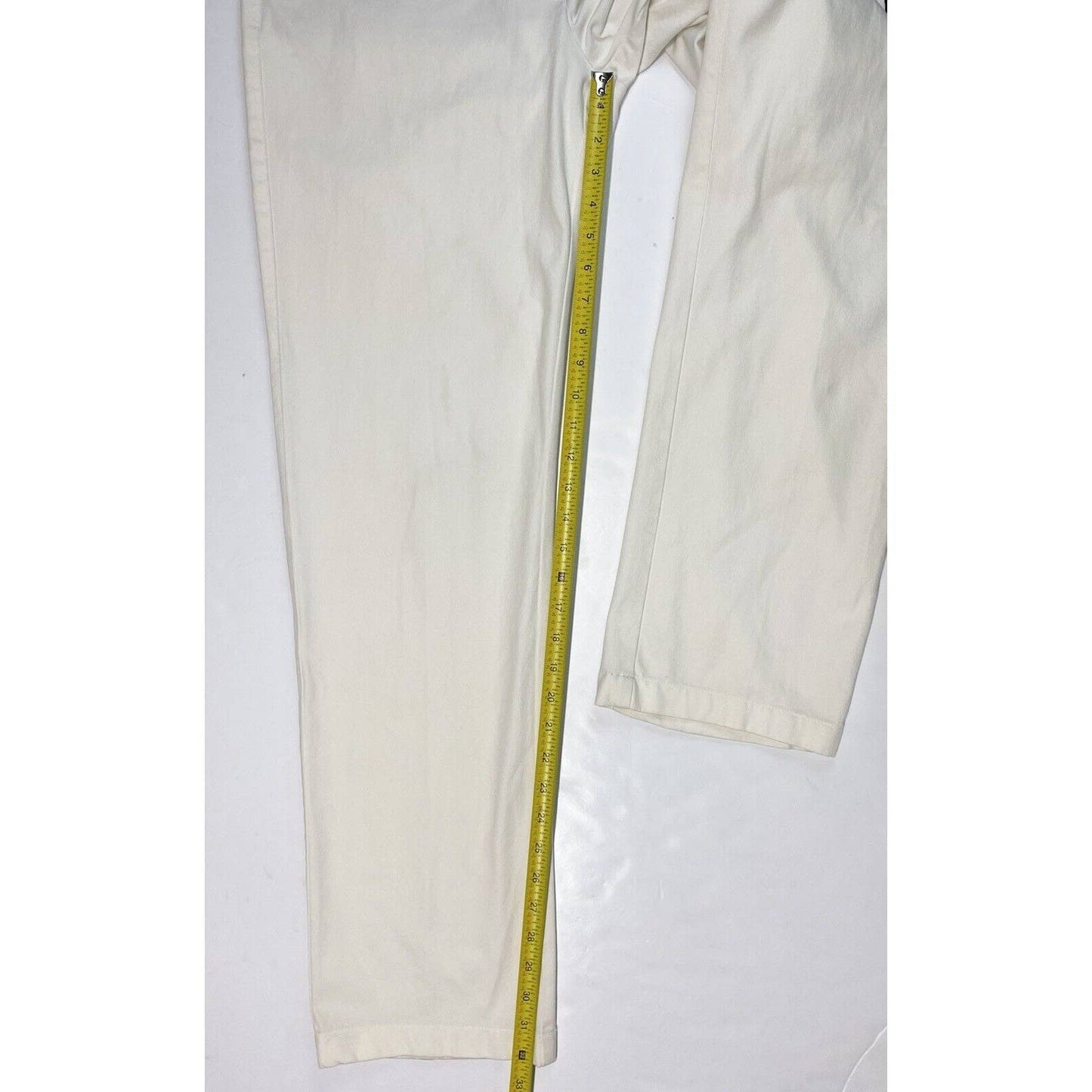 St John Sport Off White Straight Leg Pants Sz 10 High Rise Stretch USA *Flaw