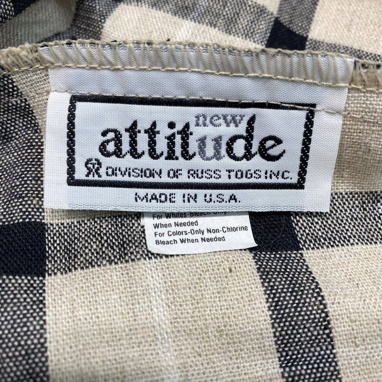 Vintage New Attitude Russ Togs Plaid Shorts Womens 14 Beige USA Union Made