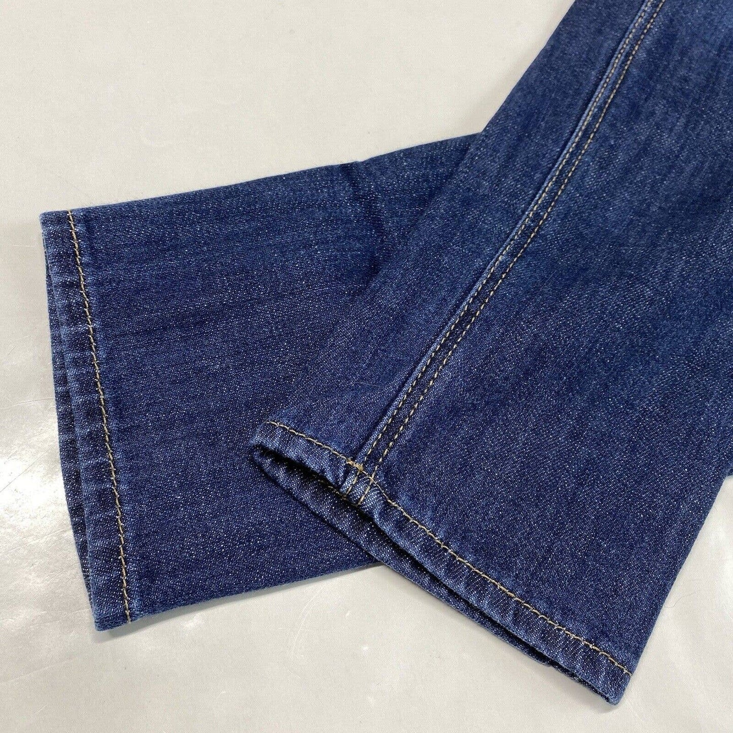 American Eagle Tomgirl Jeans Sz 2 Blue Denim Holes Button Fly *See Measurements