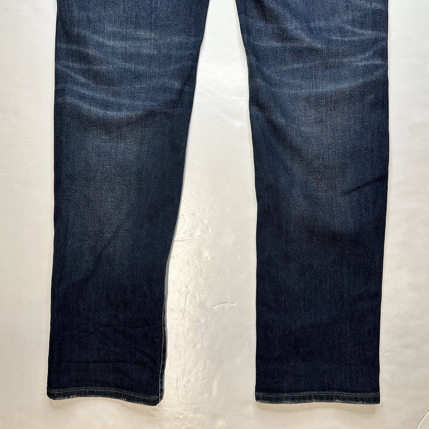 Uniqlo Straight Leg Jeans Mens 31 Denim Blue Jean Dark Wash Distressed