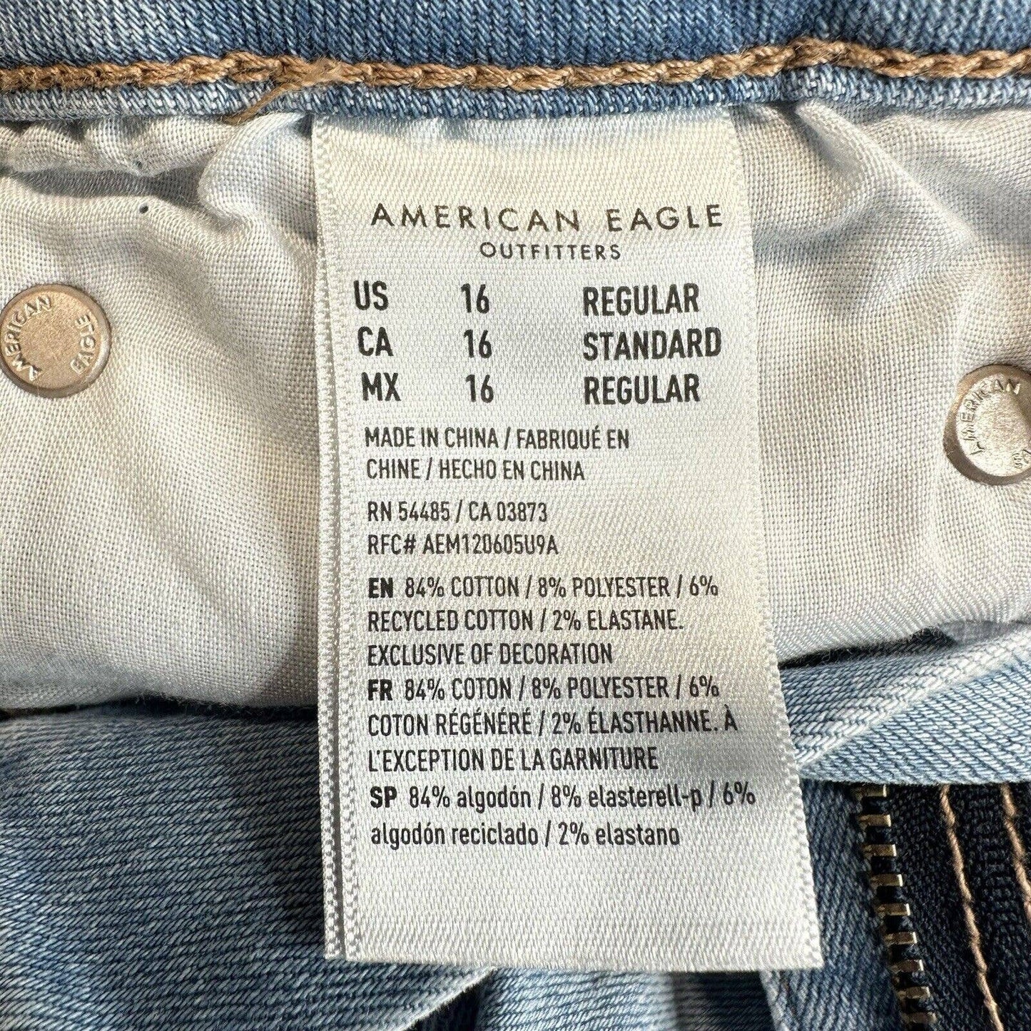 American Eagle Lowrise Flare Jean 16 Next Level Stretch Denim Distressed NEW