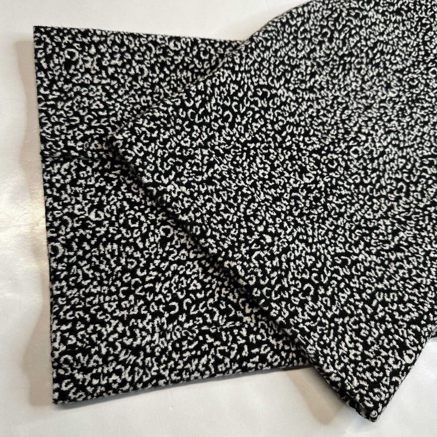 Anthropologie Essential Crop Flare Pants Womens Large Knit Black/White Pattern