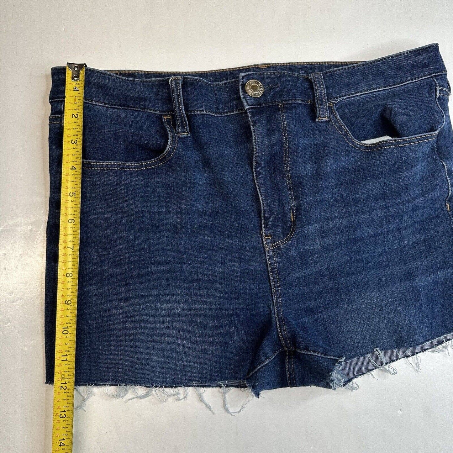 American Eagle Super Hi-Rise Cut Off Dream Short 12 Denim Blue Jean Shortie Fray