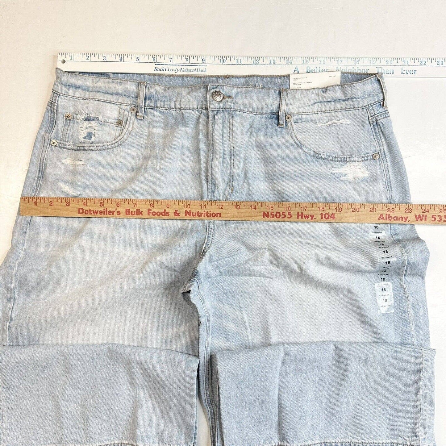 American Eagle Lowrise Baggy Wide Leg Skater Jean 18 Light Denim Distress NEW