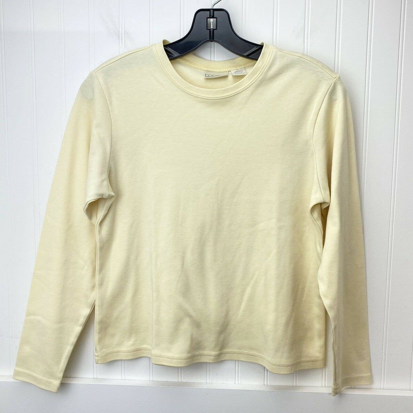 LL Bean Long Sleeve Crewneck Tee Shirt Sz Small Yellow Butter Casual Top EUC