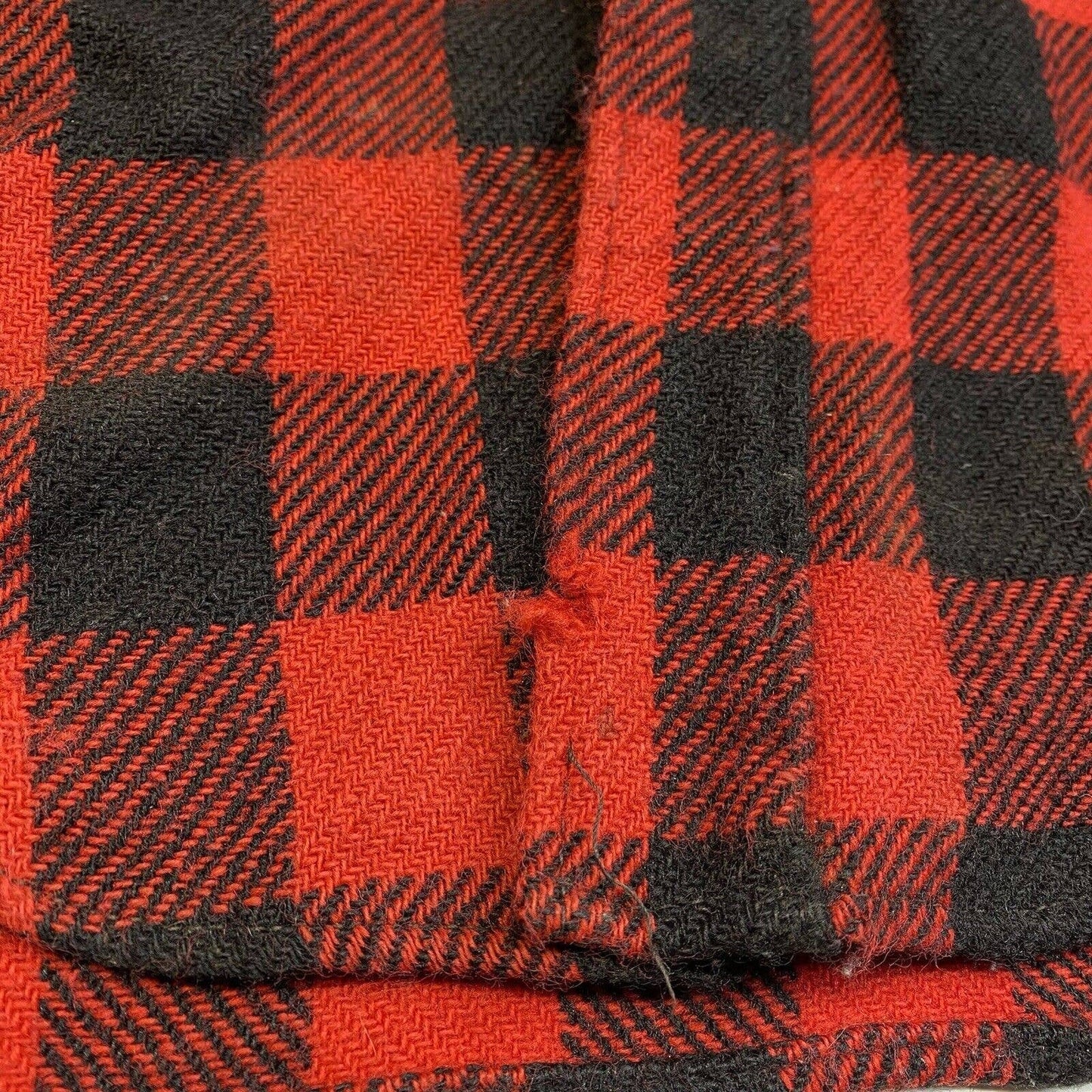 Vintage Woolrich Wool Shacket Mens Large Red Buffalo Plaid Mackinaw Tartan *Flaw