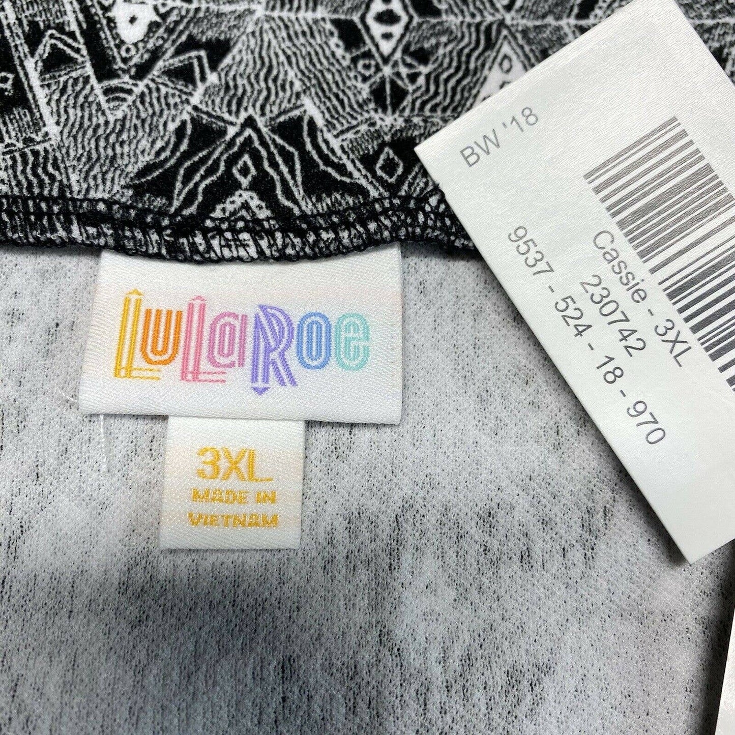 Lularoe Cassie Midi Pencil Skirt 3XL Black/White Aztec Stretch Plus Size NEW