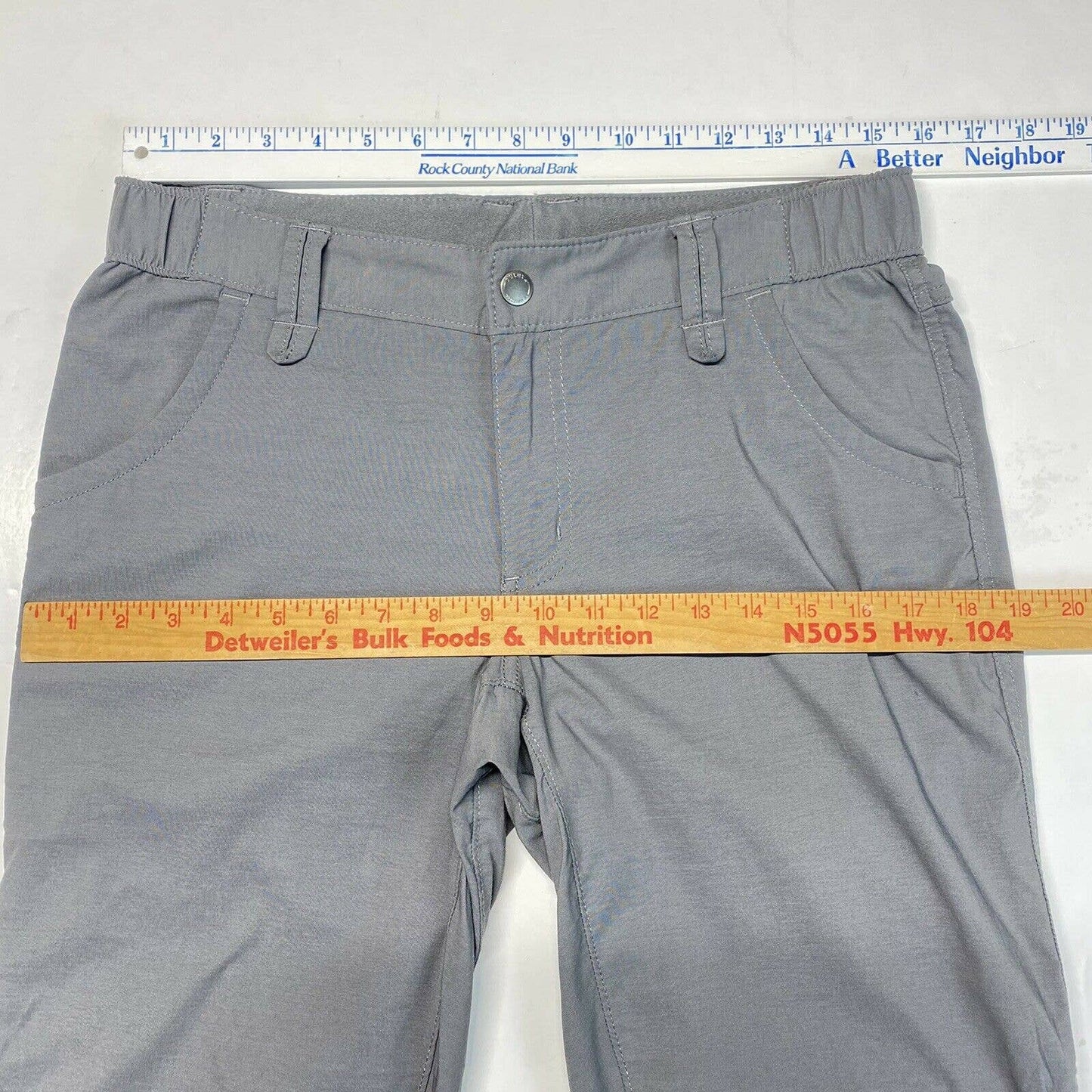 Duluth Trading DuluthFlex Dry On The Fly Capris Sz 8 Gray Cropped Hiking Pants