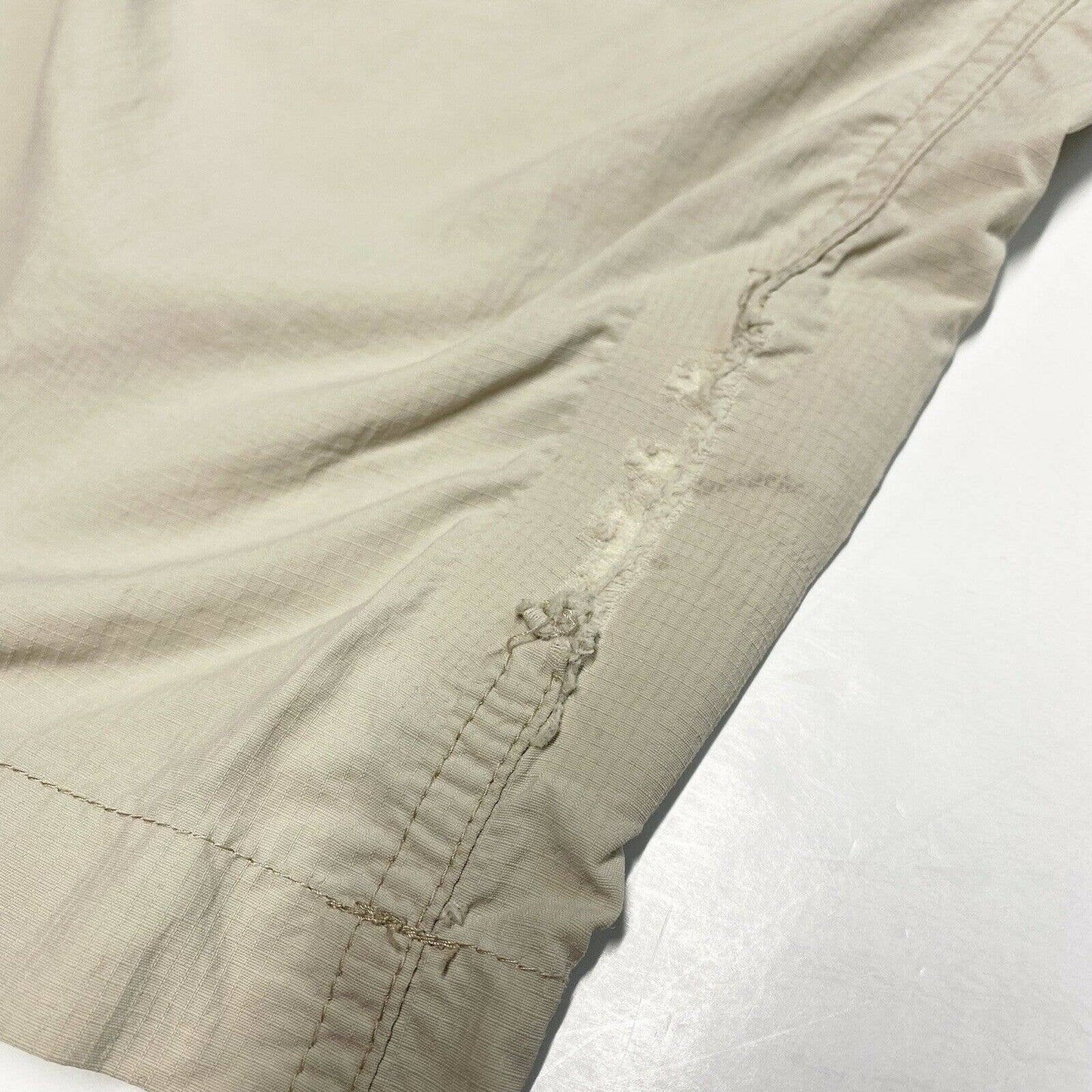 Columbia Cargo Convertible Hiking Pants Sz 40 Mens Beige Zip Off Shorts *Flaws